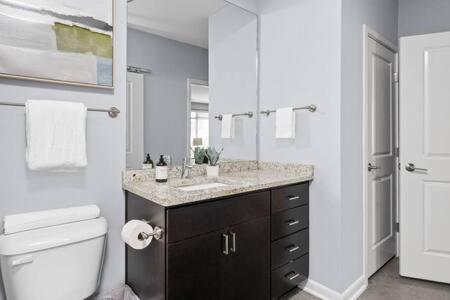Cozysuites L Dream 1Br, Monument Circle, Indy Індіанаполіс Екстер'єр фото